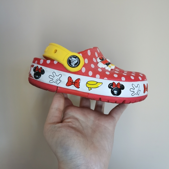 Disney Lightning Crocs - Picture 9 of 9